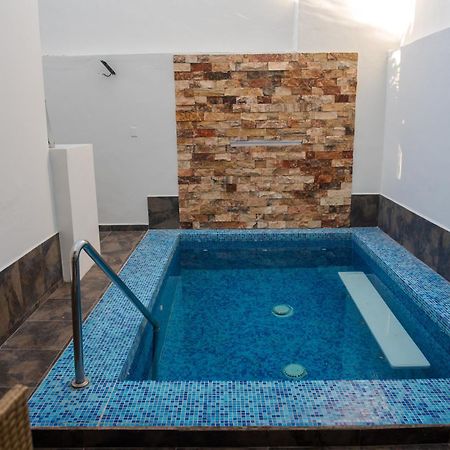 2Br-3Ba Condo Block From Beach W Rooftop Jacuzzi Mazatlán Εξωτερικό φωτογραφία